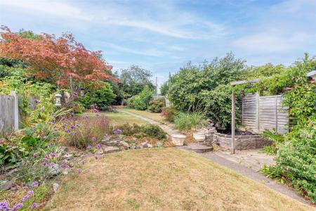 Garden-4.jpg