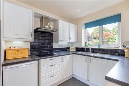 Kitchen-2.jpg