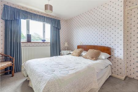Bedroom-2-2.jpg