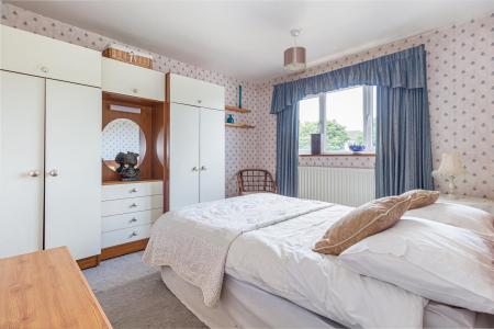 bedroom-2-1.jpg