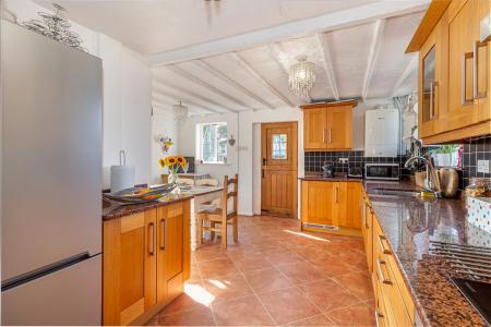 Kitchen-2.jpg