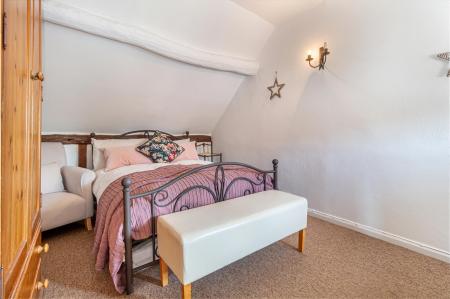 bedroom-201.jpg
