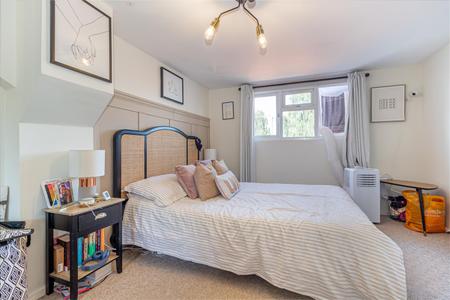 bedroom-1-1.jpg