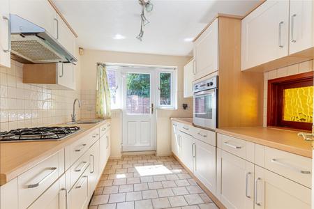 kitchen-1.jpg