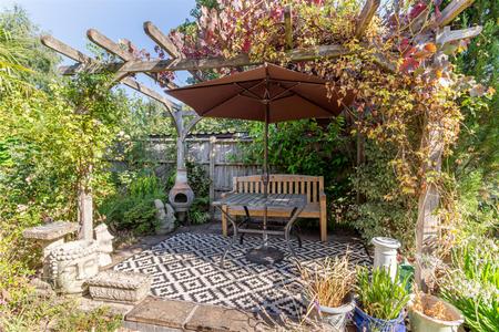 Garden-4.jpg