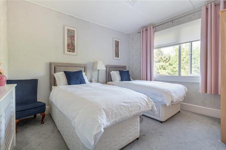 bedroom-2-1.jpg