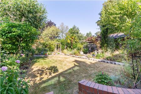 Garden-3.jpg