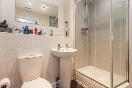 Ensuite.jpg