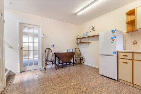 Kitchen-4.jpg