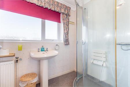 Bathroom-1.jpg