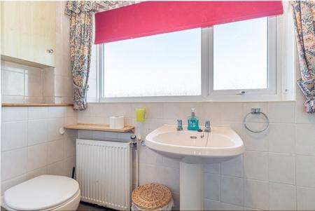 Bathroom-2.jpg