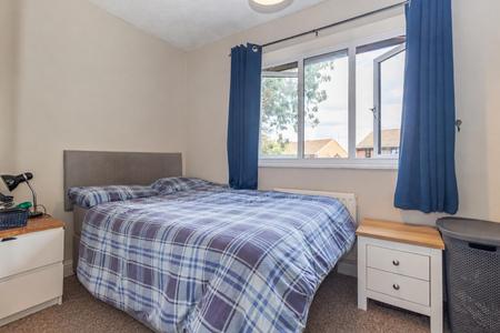 bedroom 2-12.jpg