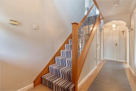 Hallway-1.jpg
