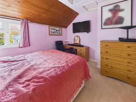 CAM02935G0-PR0144-STILL013.jpg