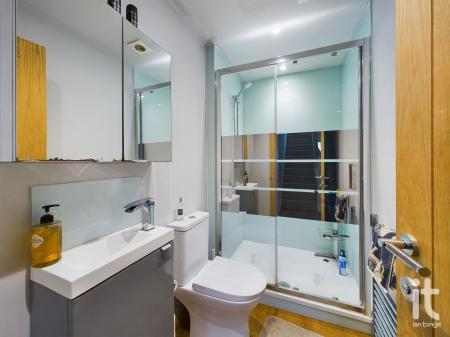 Photograph 9