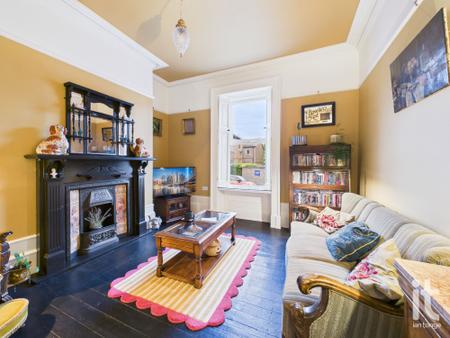 Photograph 2