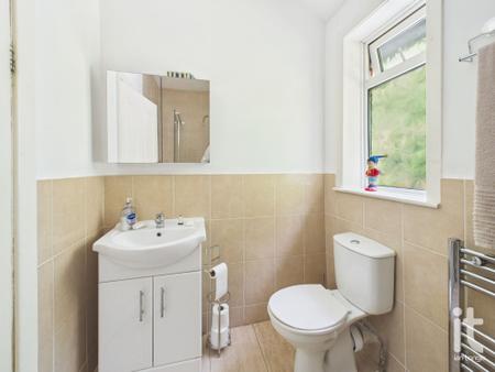 Photograph 12