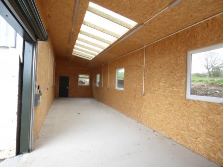 Unit 22 Shutter Door End Unit