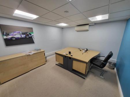 The Lanterns Royston (12)