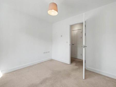 Bedroom (2)