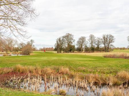Golf water