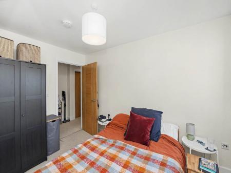 Bedroom (2)