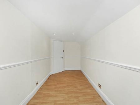 Bedroom 2 (3)