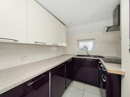 Kitchen (2)