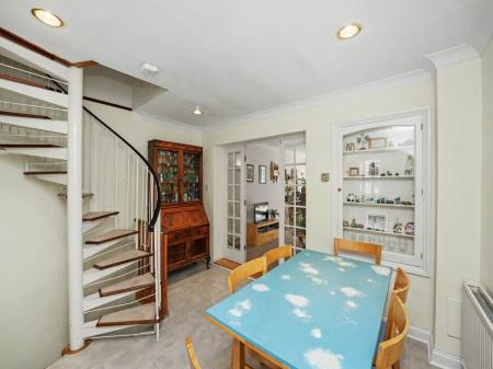 08_Dining_Room_Alternative