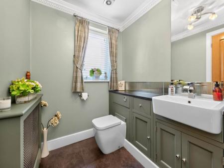 22 - Ground Floor WC