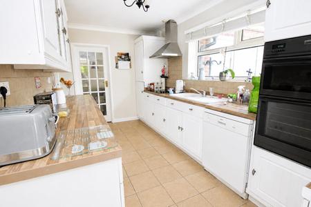 Kitchen2.png