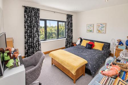 Bedroom 5.png
