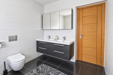 Bathroom 2.png