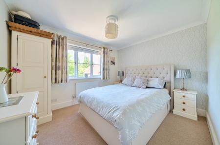 1295334-42-682cee...