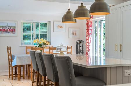 1295334-34-682cee...