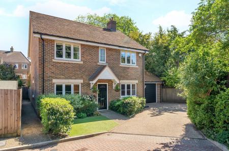 1290541-25-682ada...