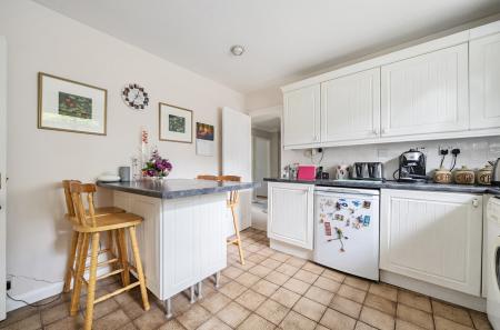 1300549-17-683707...