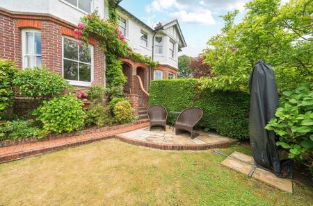 1301629-10-683a04...