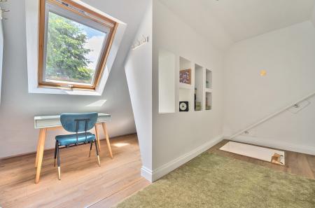 1306748-12-6842c8...