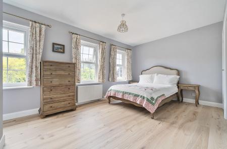 1297131-11-68515f...