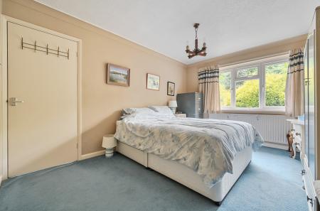 1309972-26-684aae...