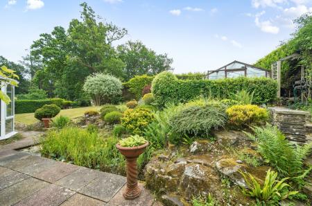 1309972-13-684aad...