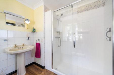 1305381-12-68498f...