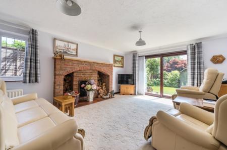 1305381-16-68498f...