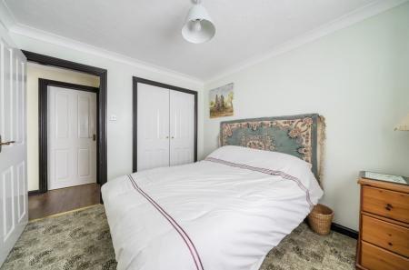 1305381-10-68498f...