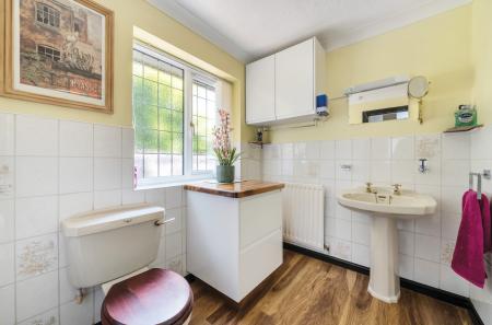 1305381-22-68498f...