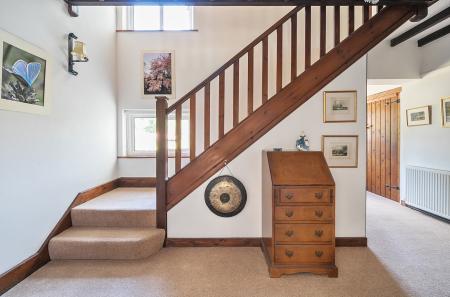 1312051-19-68528b...