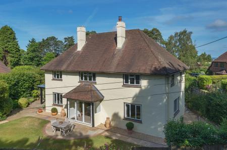 1312051-5-685289c...