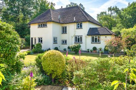 1312051-4-685289e...