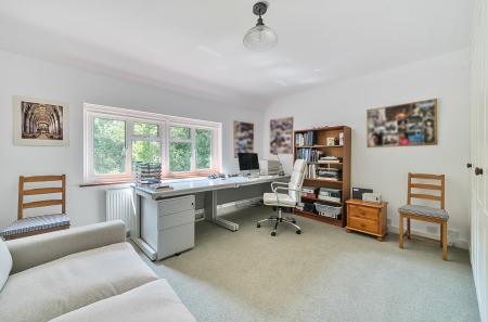 1312051-23-68528b...